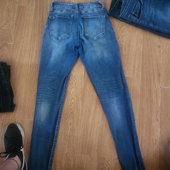 Jeans - Picture 1 of 2